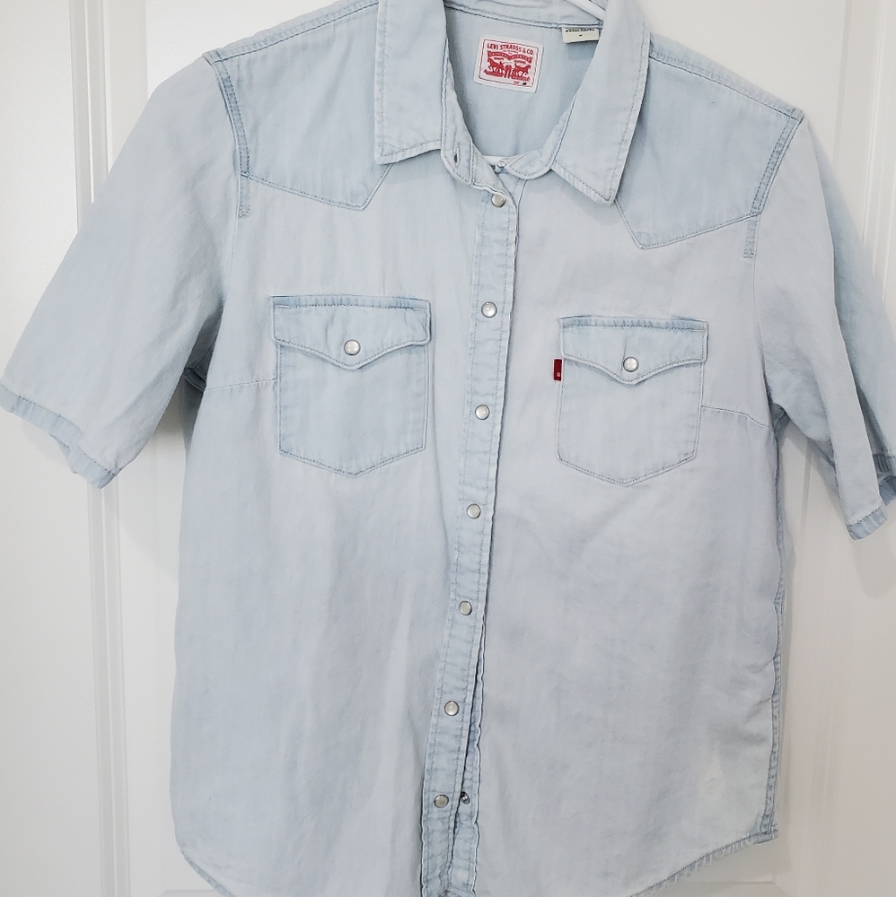 Levi's Denim Short Sleeve Shirt